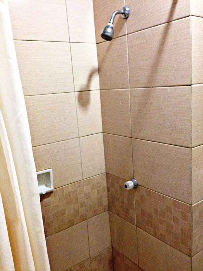 Greensa Inn Σουραμπάγια Εξωτερικό φωτογραφία